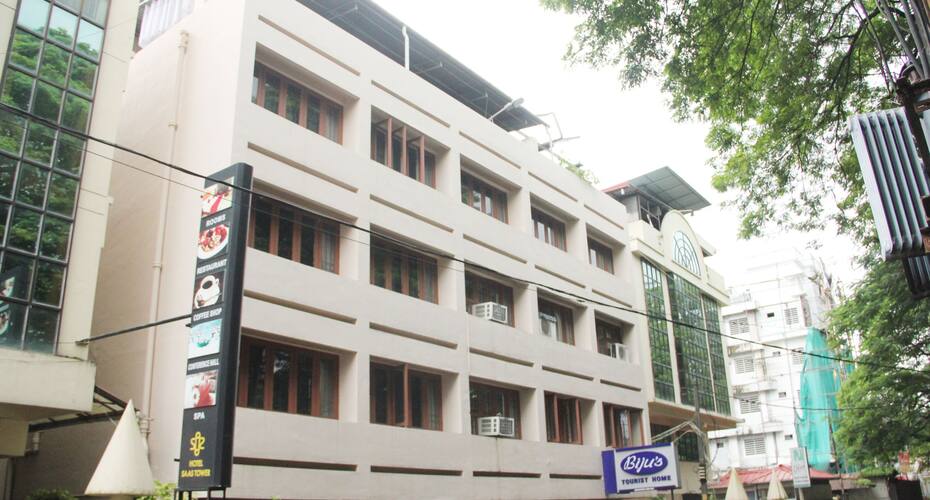 Bijus Tourist Home, Kochi 1